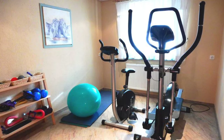Bewegung & Fitness im Wellnessraum